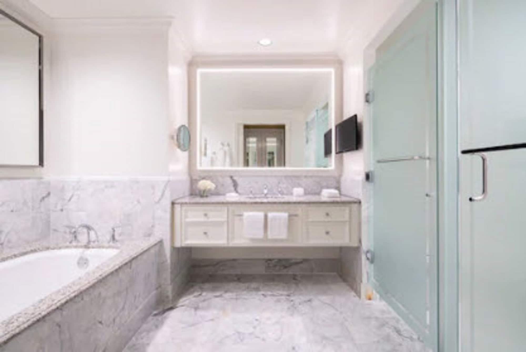Four Seasons Hotel Los Angeles At Вестлейк-Вілледж Екстер'єр фото